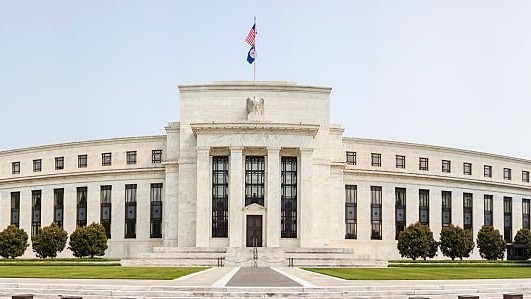 Tech-Led Selloff Exposes AI Rally's Fed Rate Dependence